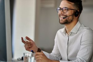 man on phone in call center